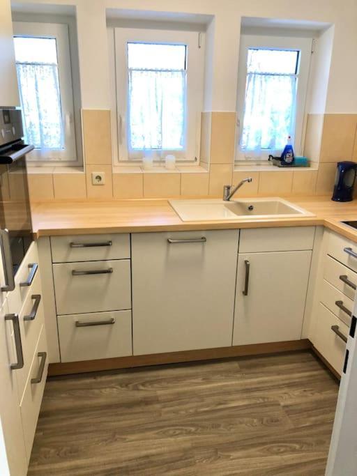 Schoene Ferienwohnung Direkt Am Neckar Deißlingen Exterior foto